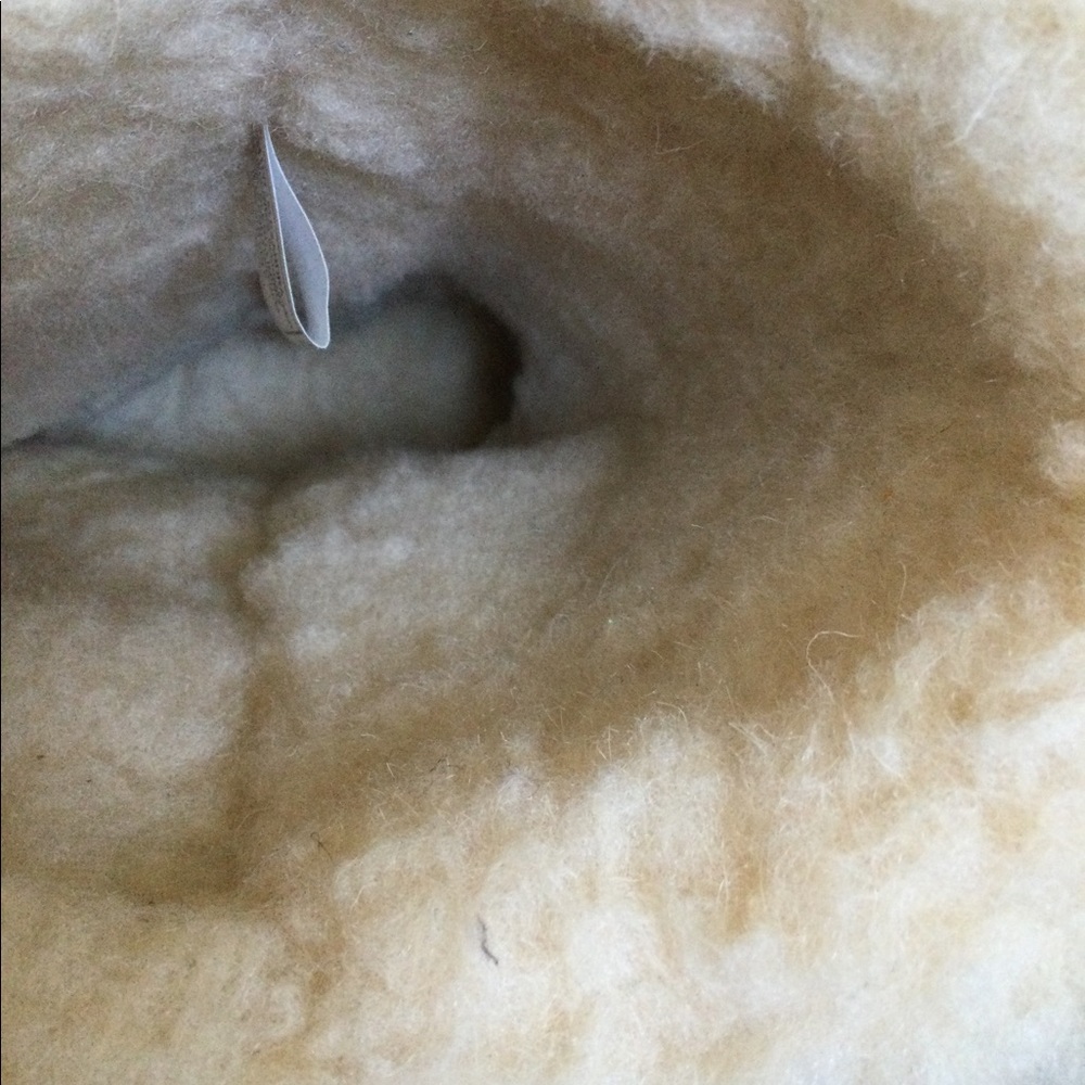 Bearpaw Tan Boots - image 8